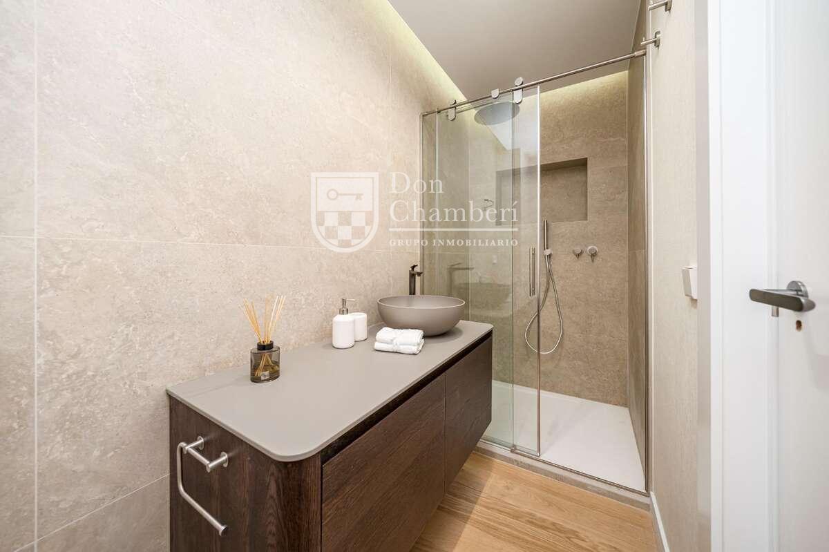Apartment for Sale in Madrid