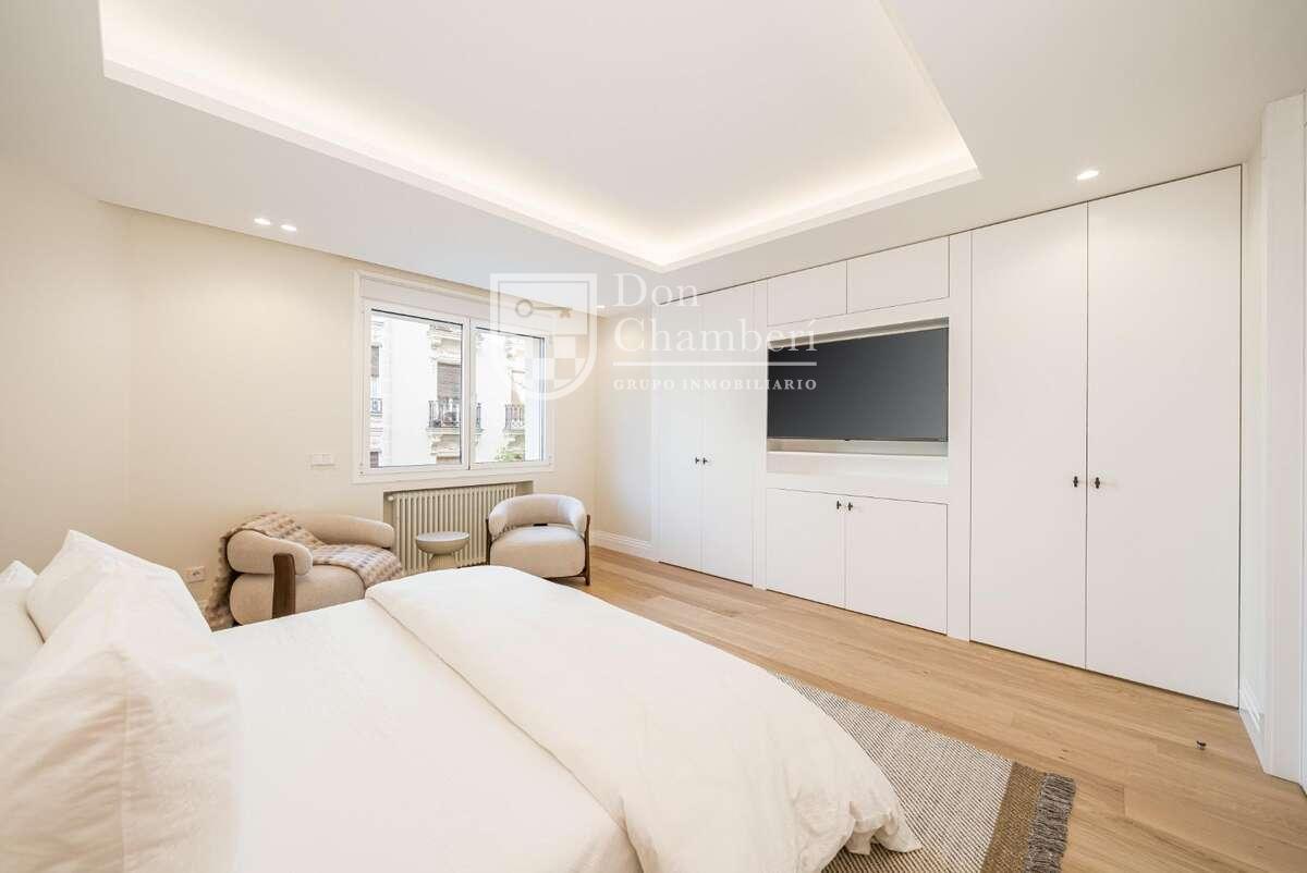 Apartment for Sale in Madrid