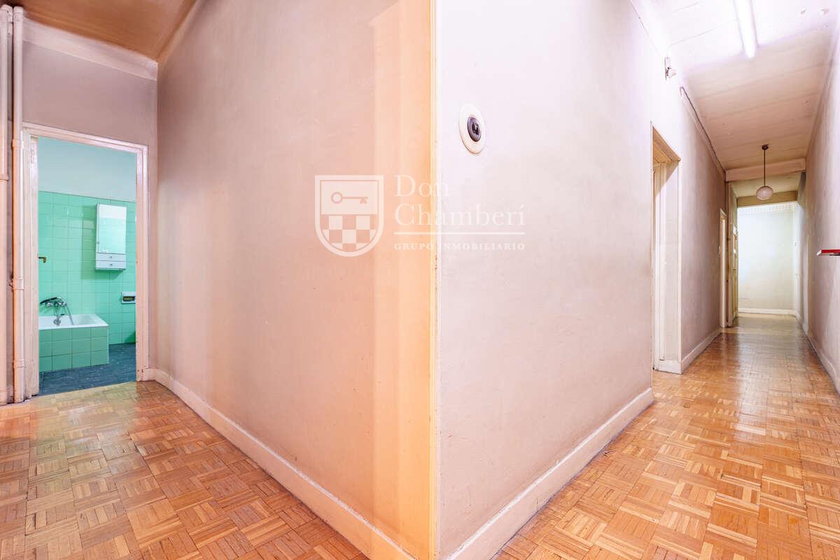 Apartment for Sale in Madrid