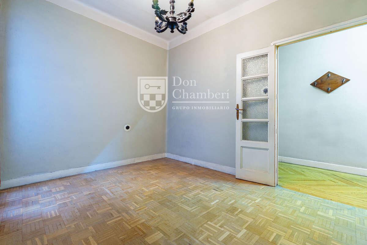 Apartment for Sale in Madrid