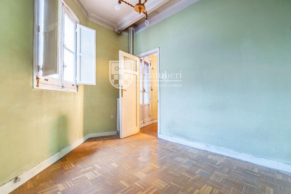 Apartment for Sale in Madrid