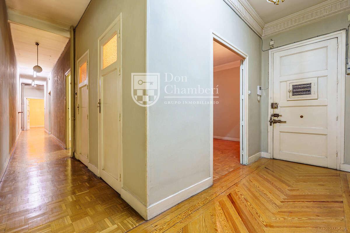 Apartment for Sale in Madrid
