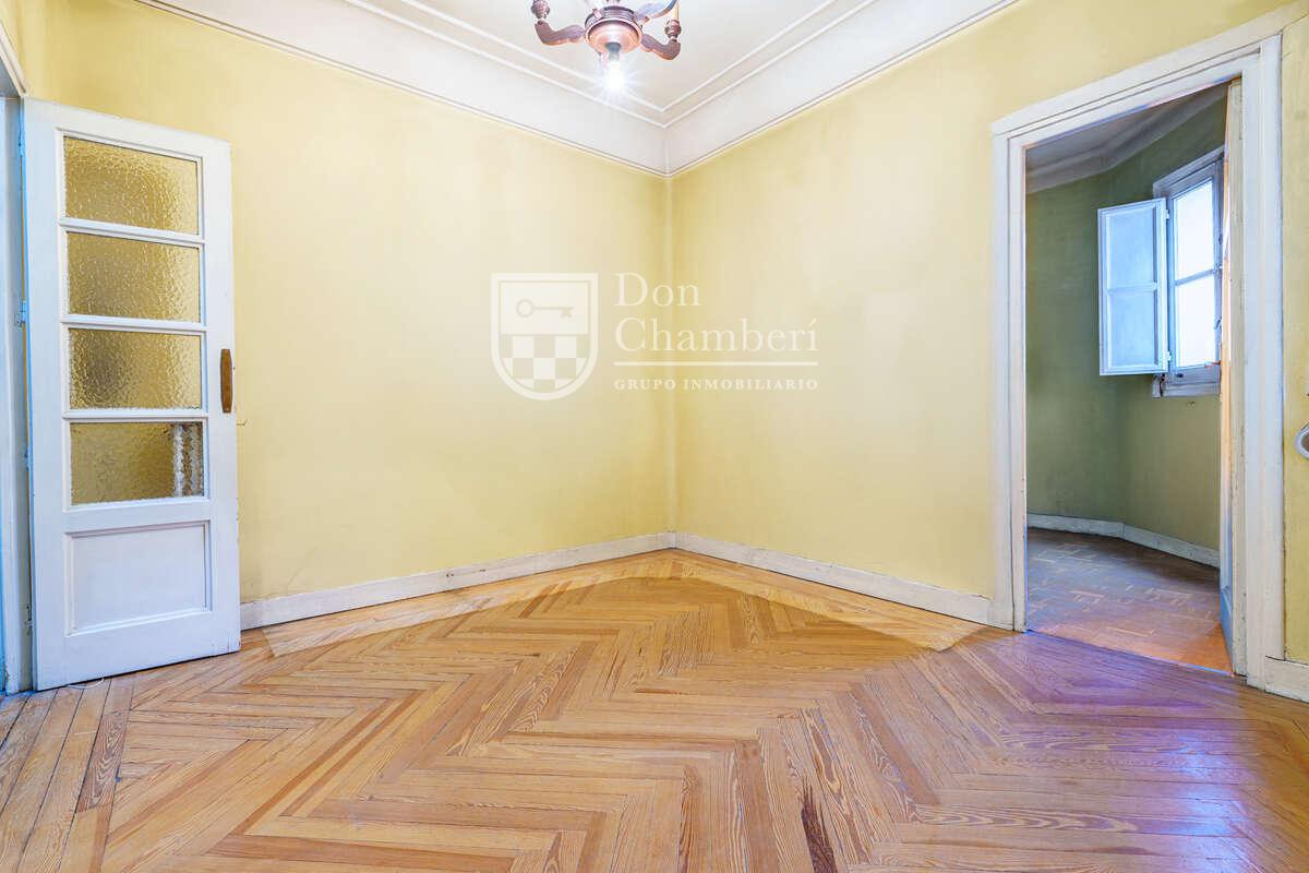 Apartment for Sale in Madrid