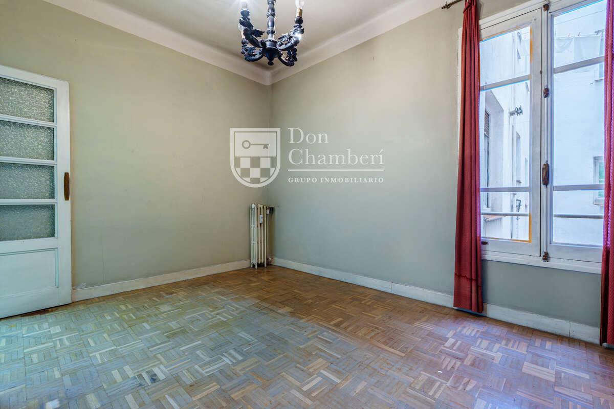 Apartment for Sale in Madrid