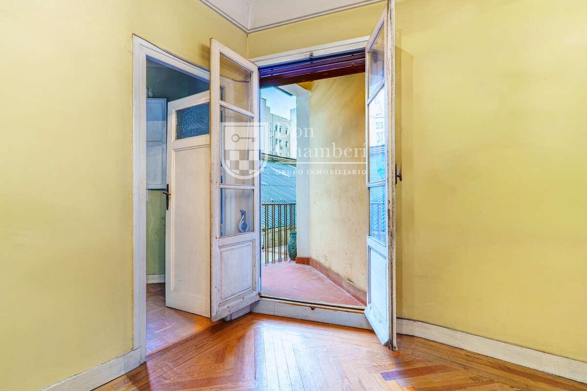 Apartment for Sale in Madrid