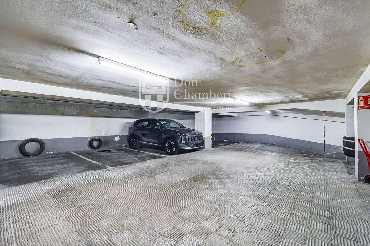 Garaje en Venta en Madrid
