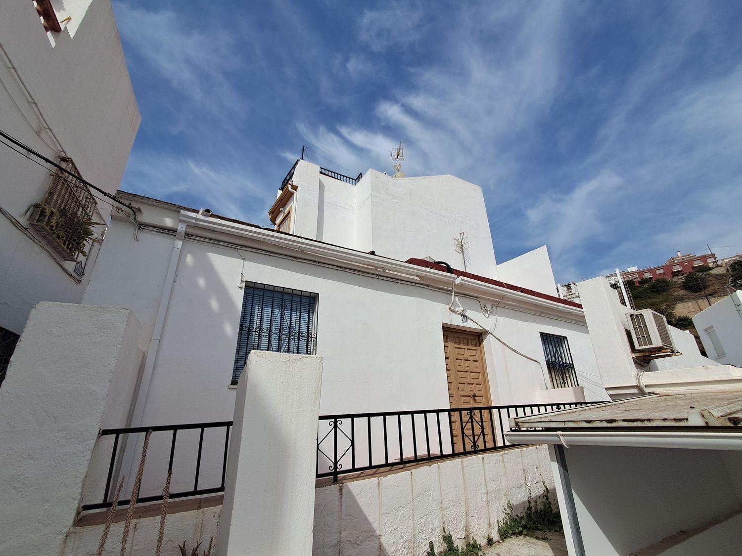 Semi-detached House for Sale in Salobreña