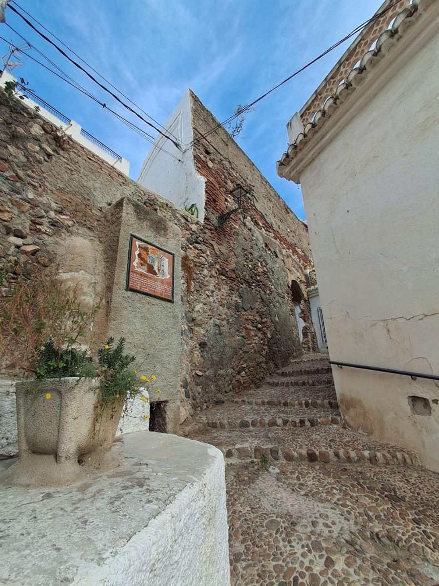 Semi-detached House for Sale in Salobreña