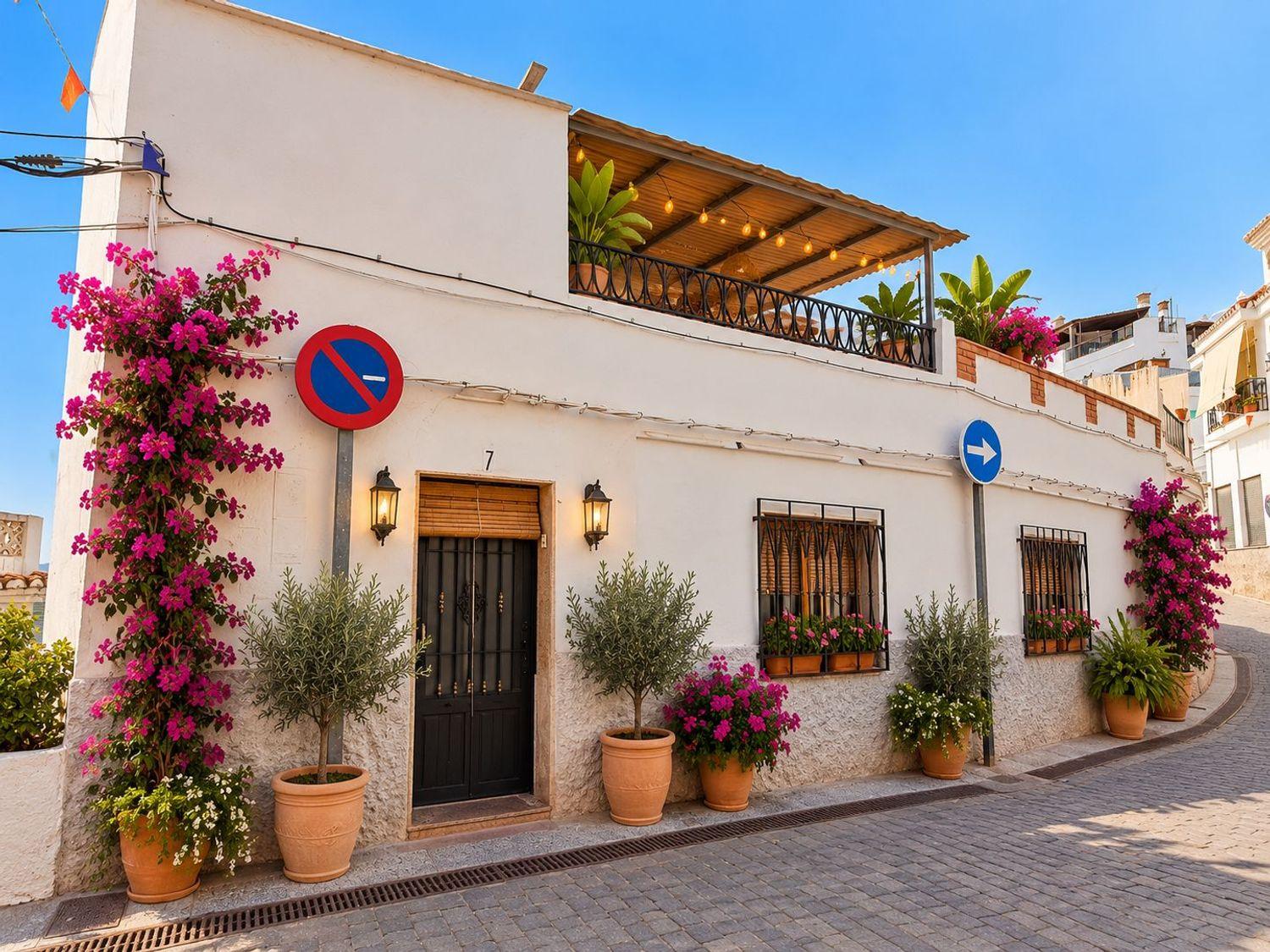 Semi-detached House for Sale in Salobreña