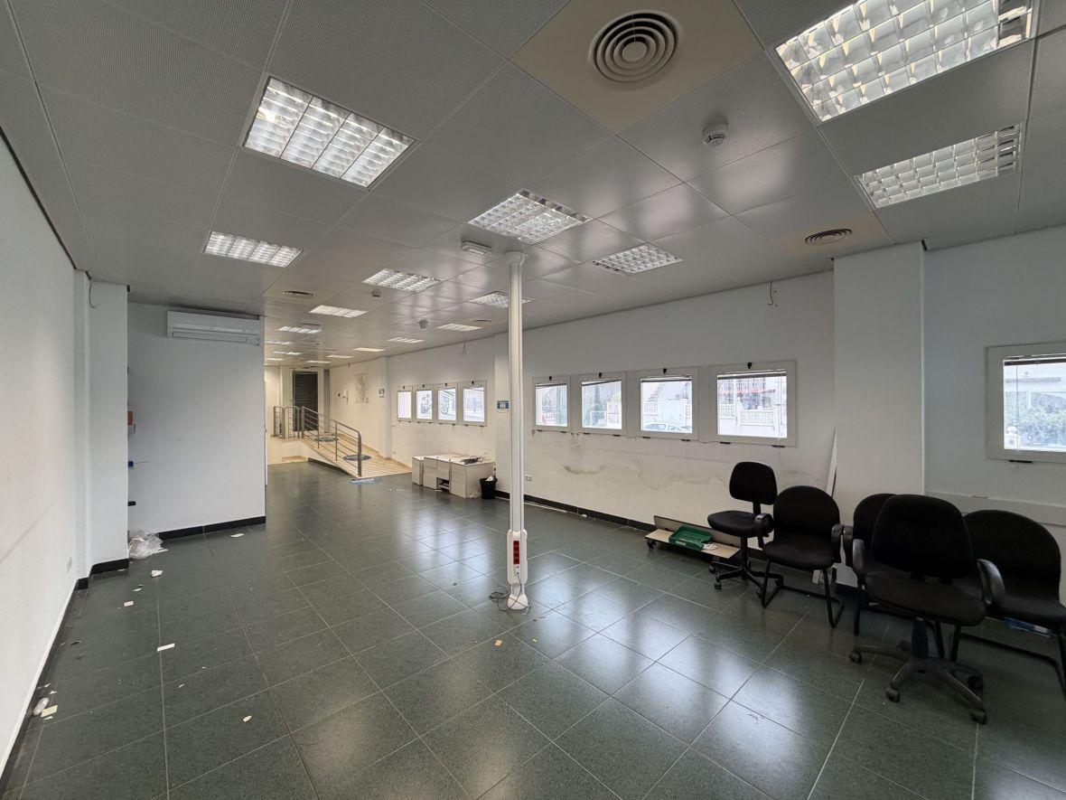 Premise for Rent in Santa Pola