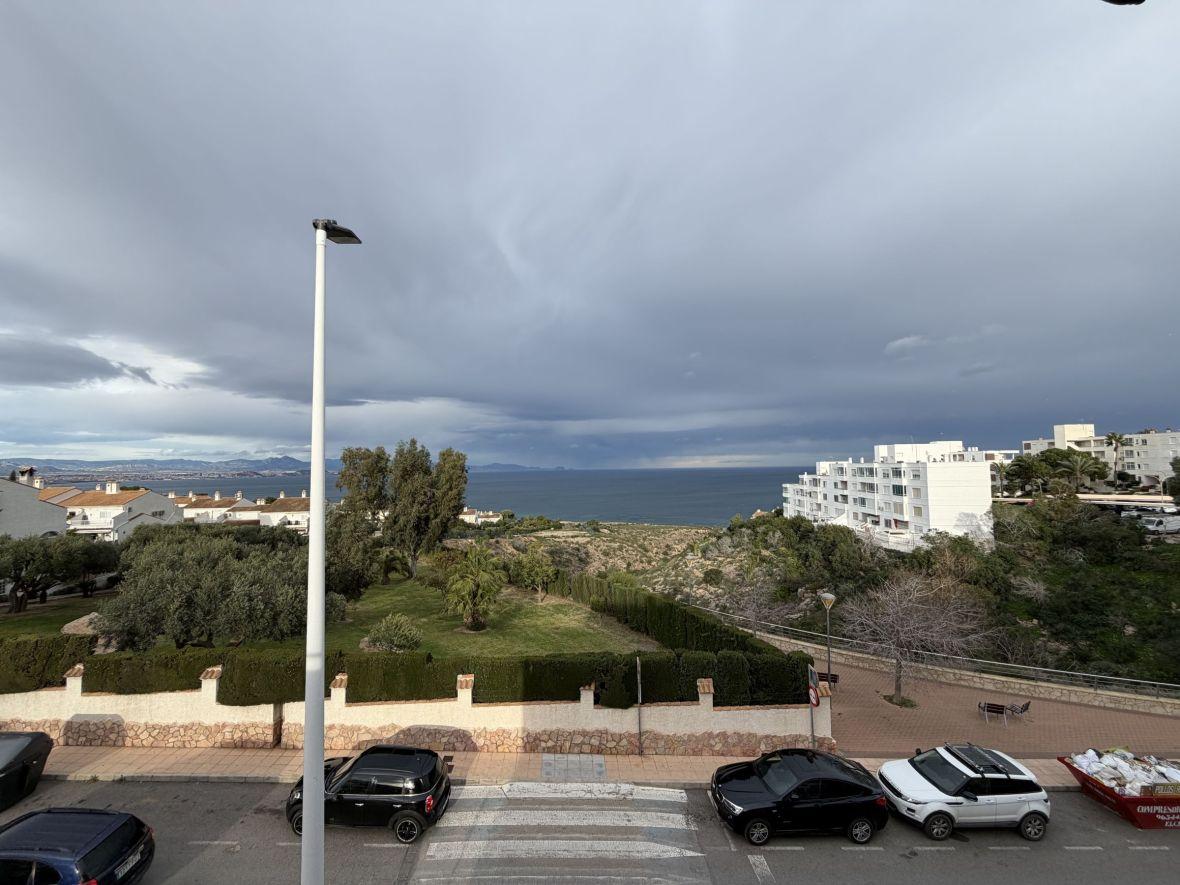 Premise for Rent in Santa Pola
