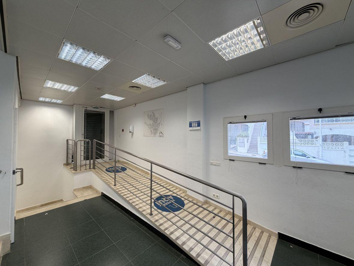 Premise for Rent in Santa Pola
