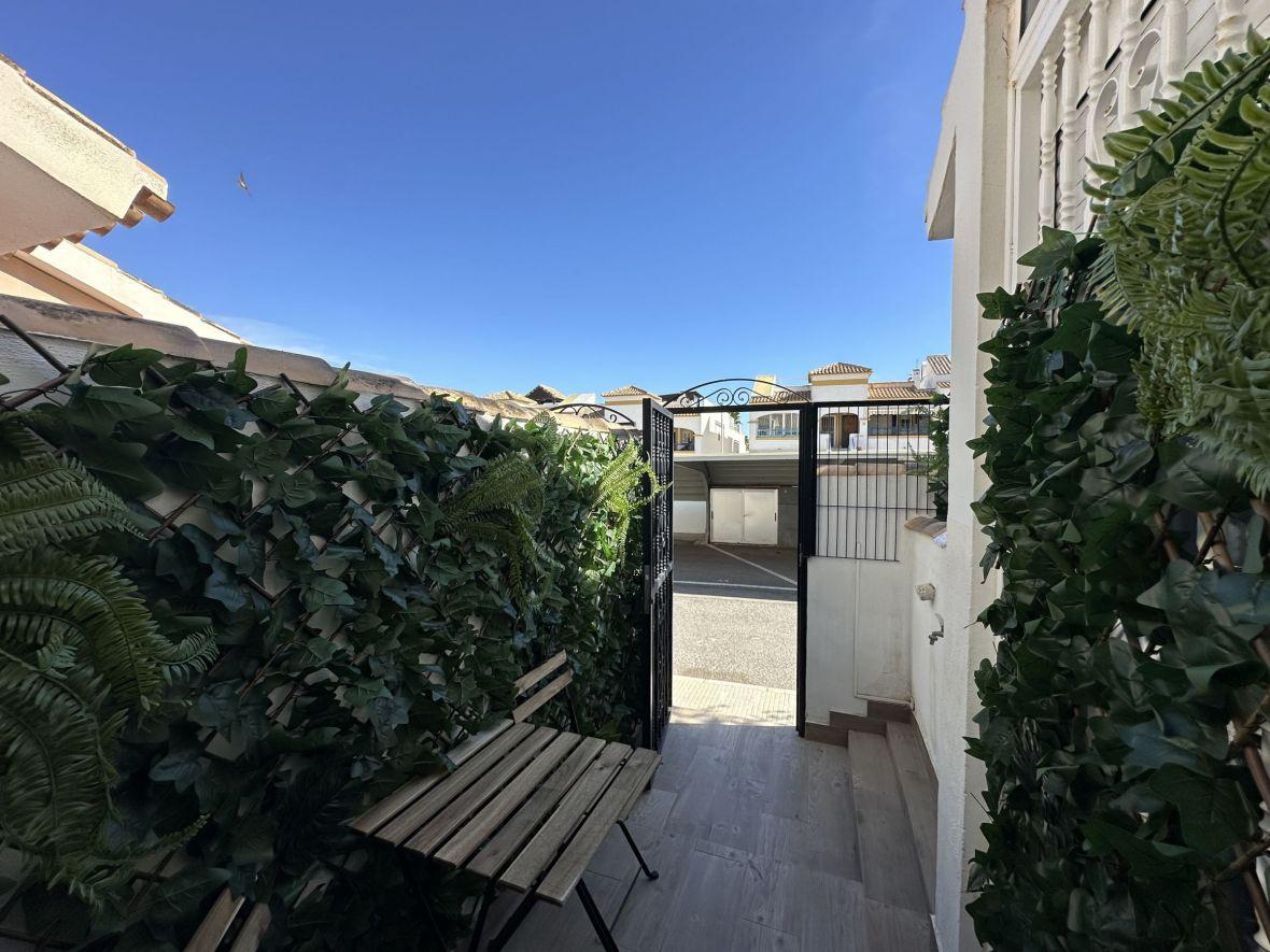 Bungalow en Alquiler en Santa Pola