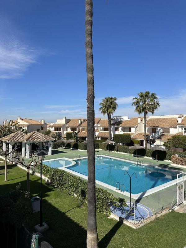 Bungalow en Alquiler en Santa Pola