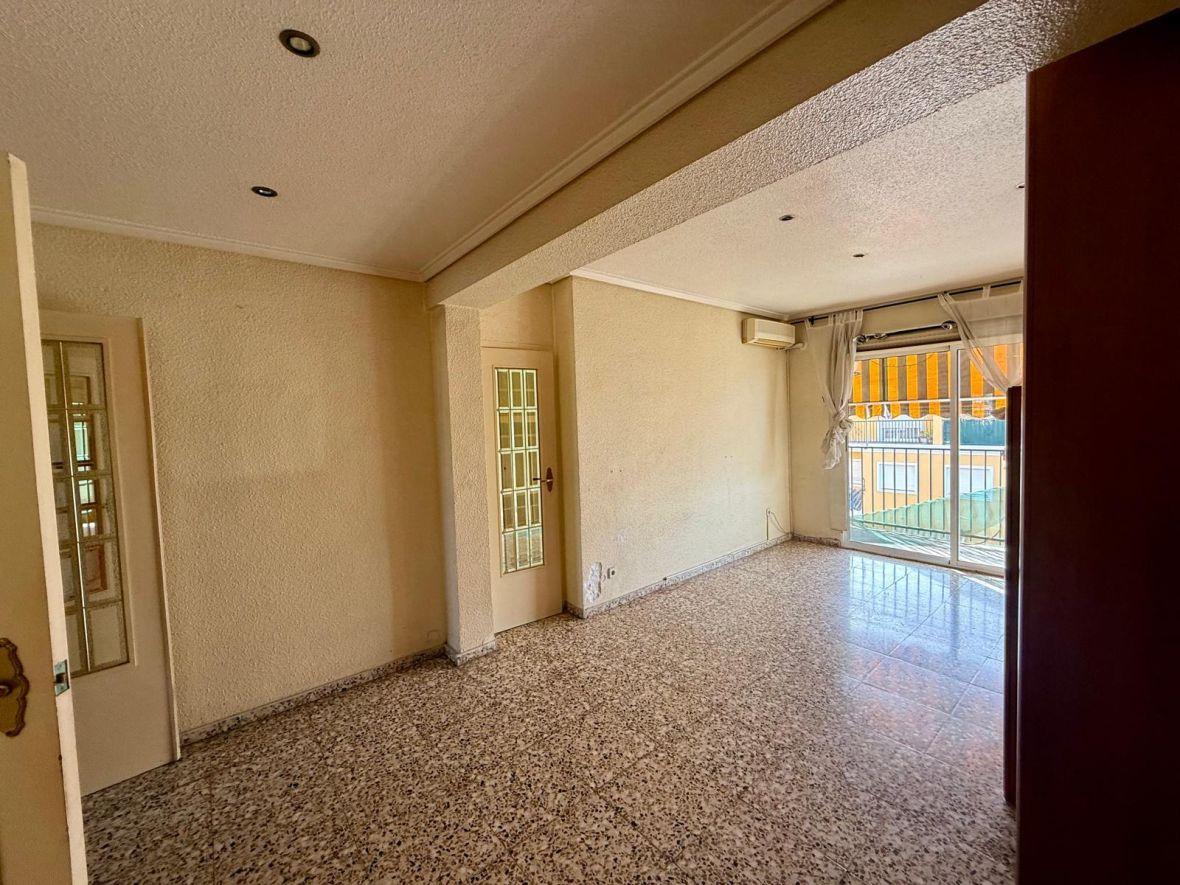 Flat for Sale in Elche