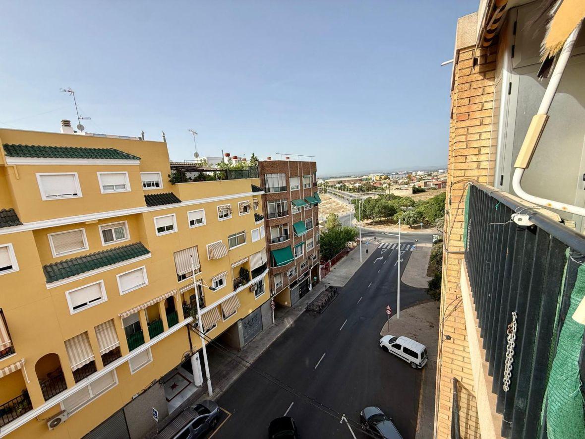 Flat for Sale in Elche