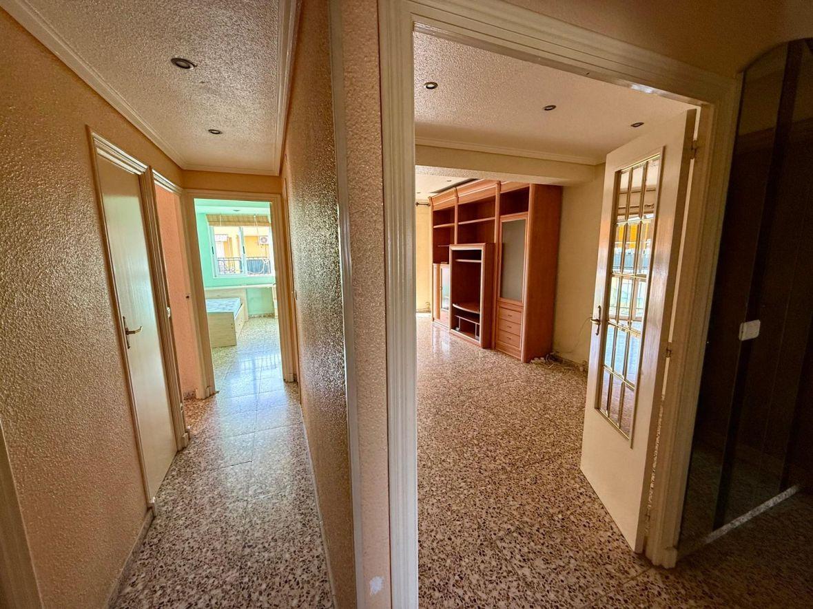 Flat for Sale in Elche