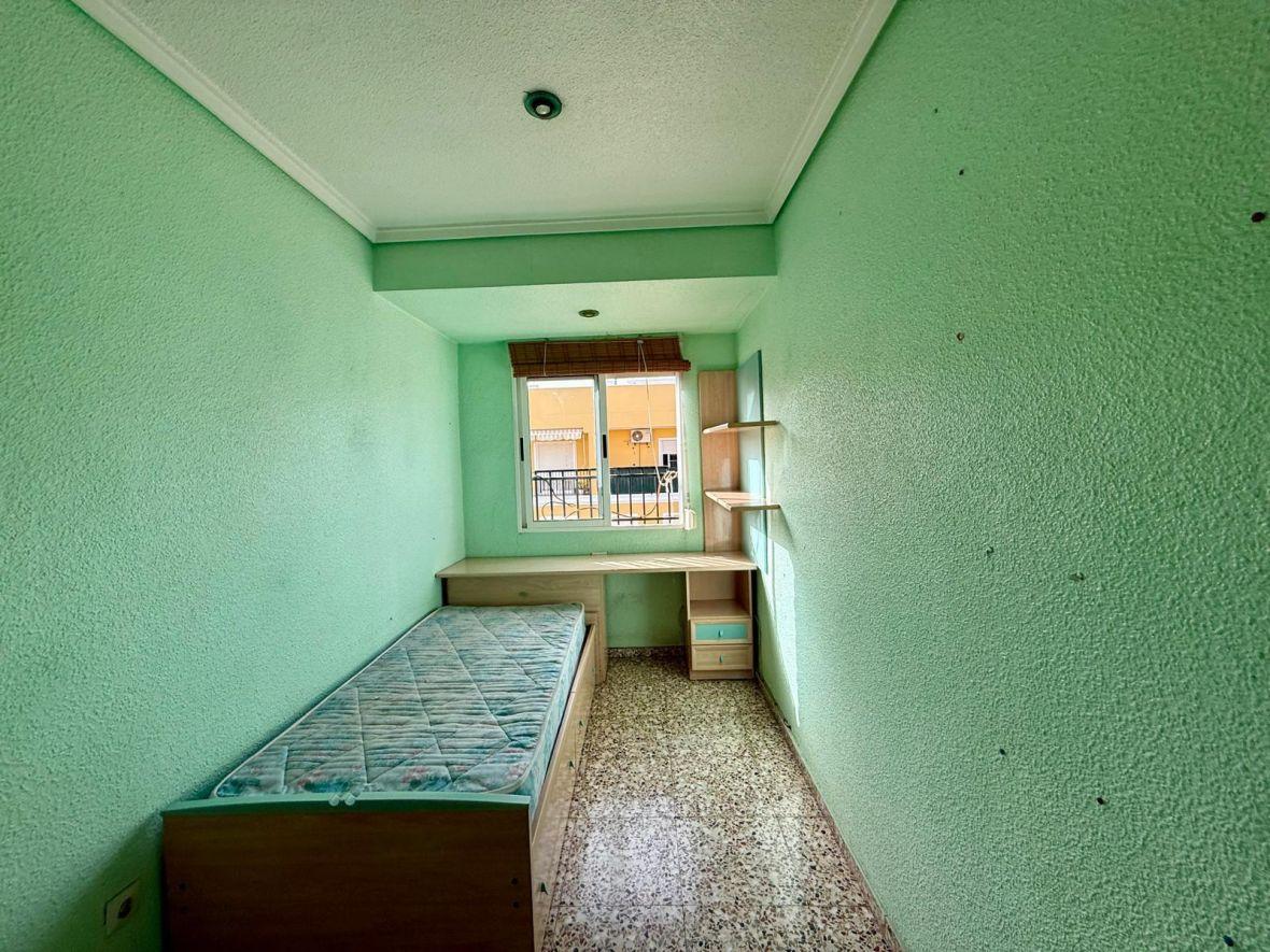 Flat for Sale in Elche