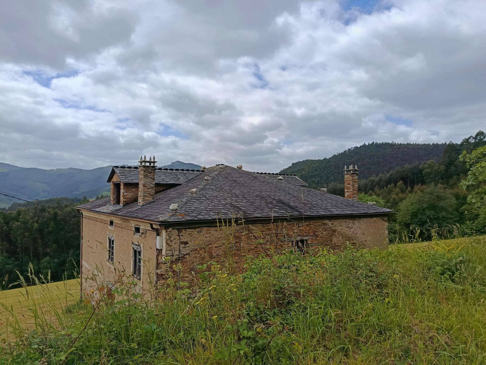 Finca en Venta en San Tirso de Abres