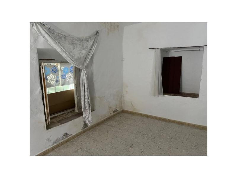 Plot for Sale in Valencia de Alcántara