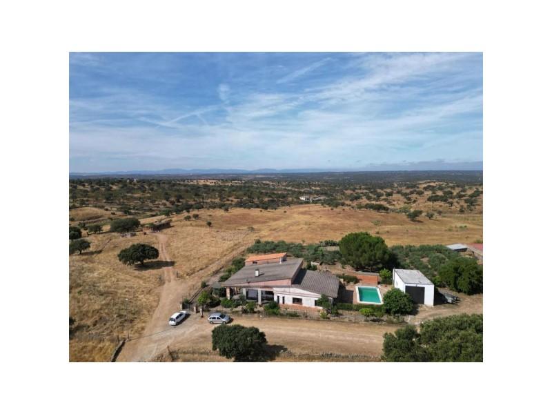 Casa en Venta en Santiago de Alcántara