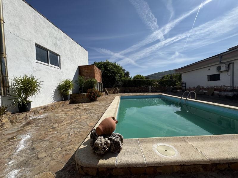 Casa en Venta en Santiago de Alcántara