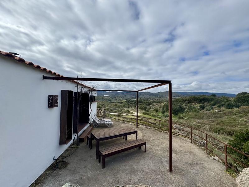 House for Sale in Valencia de Alcántara