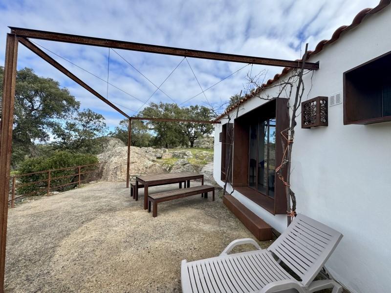 House for Sale in Valencia de Alcántara