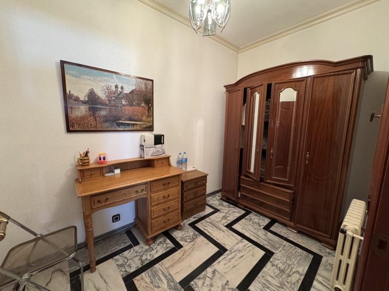 Villa for Sale in Valencia de las Torres