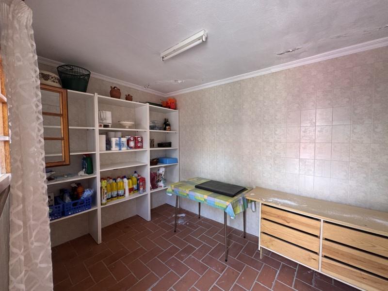 Villa for Sale in Valencia de las Torres