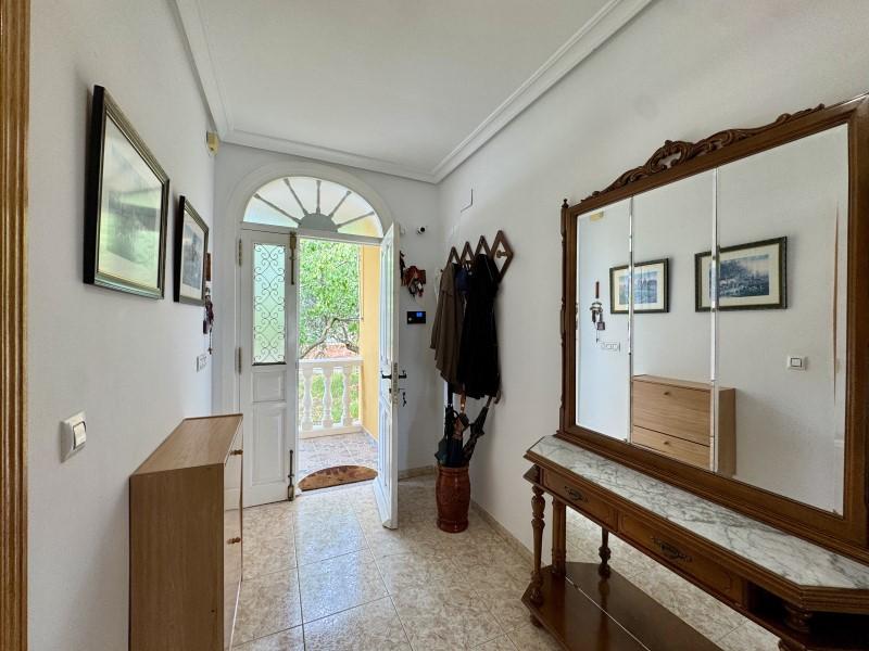 Chalet for Sale in Valencia de Alcántara