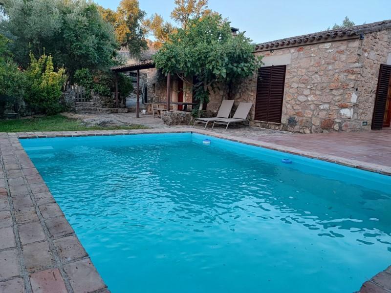 Chalet for Rent in Valencia de Alcántara
