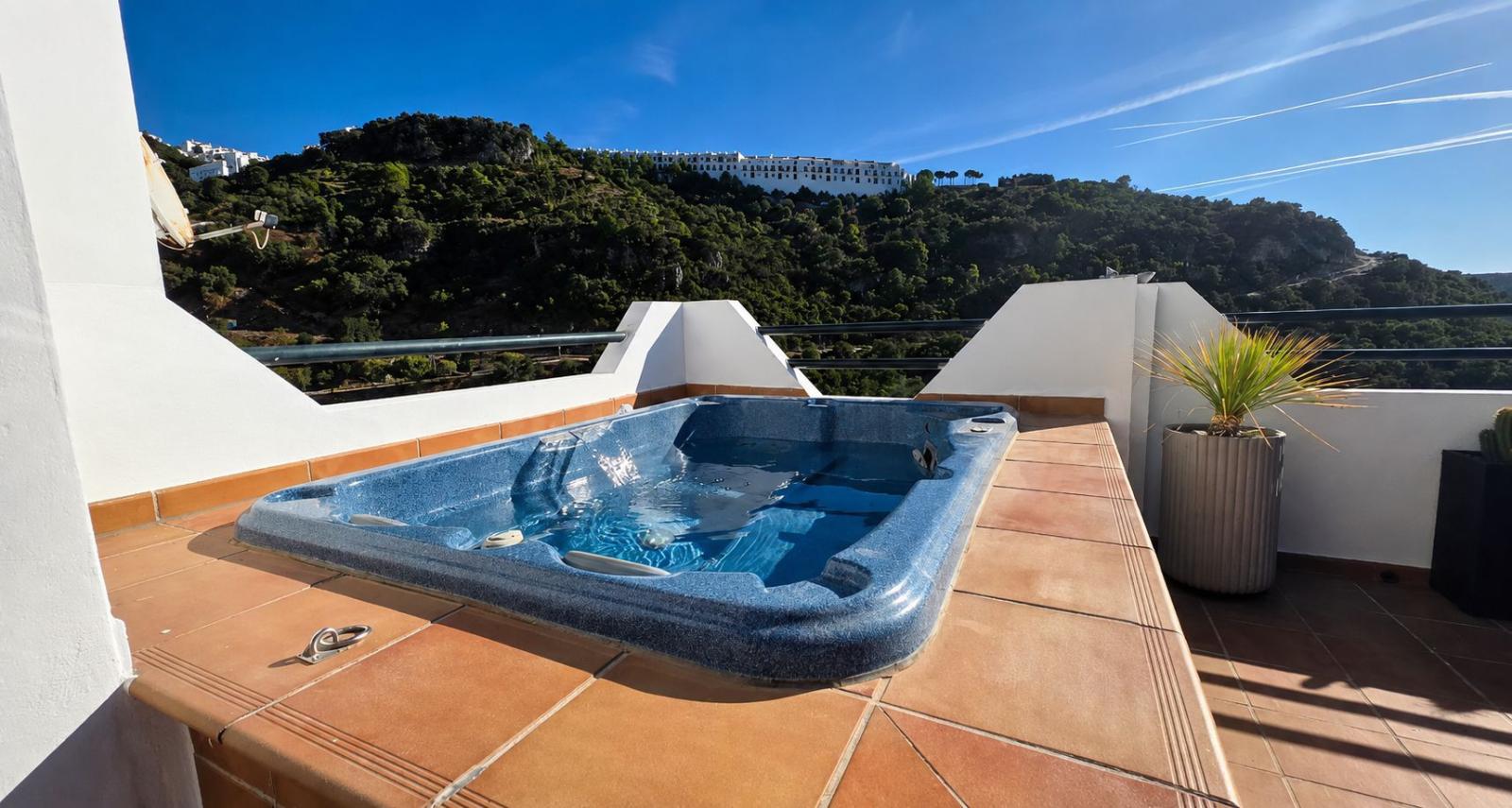Semi-detached House for Sale in Casares