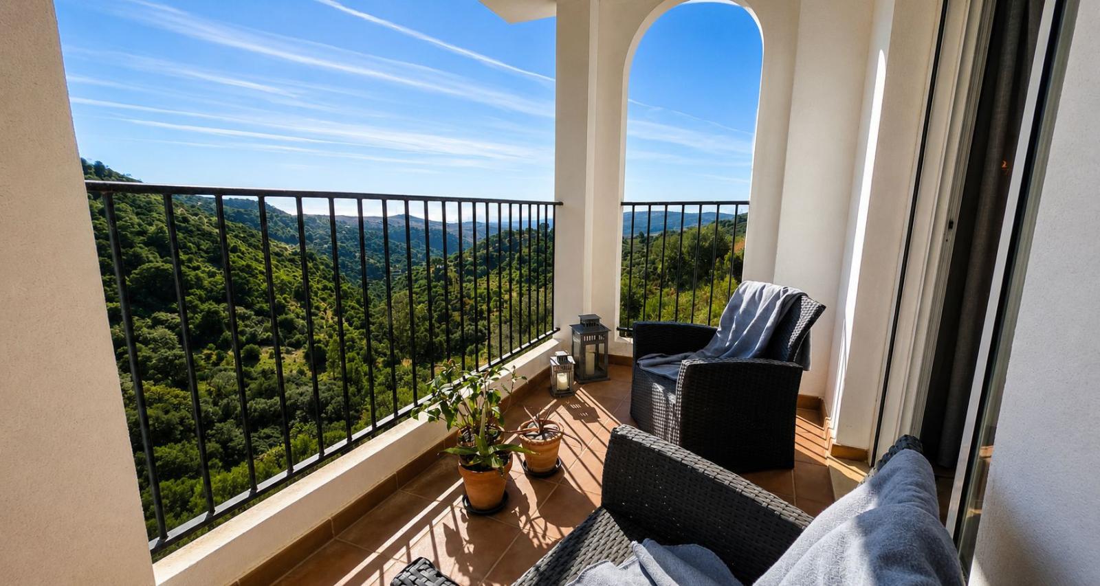 Semi-detached House for Sale in Casares