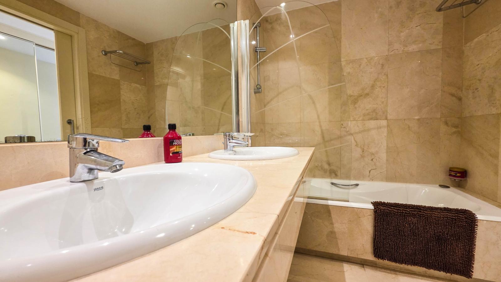 Apartamento en Venta en Manilva