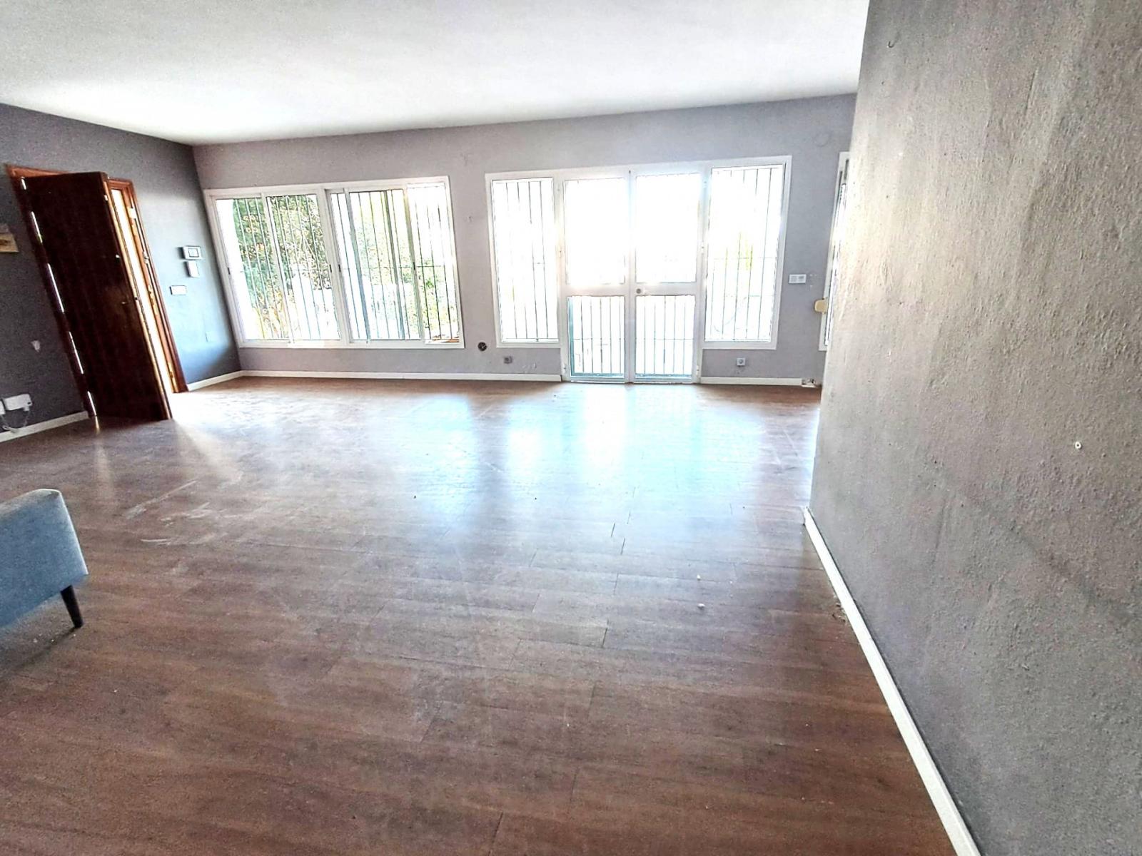 Villa for Sale in Estepona