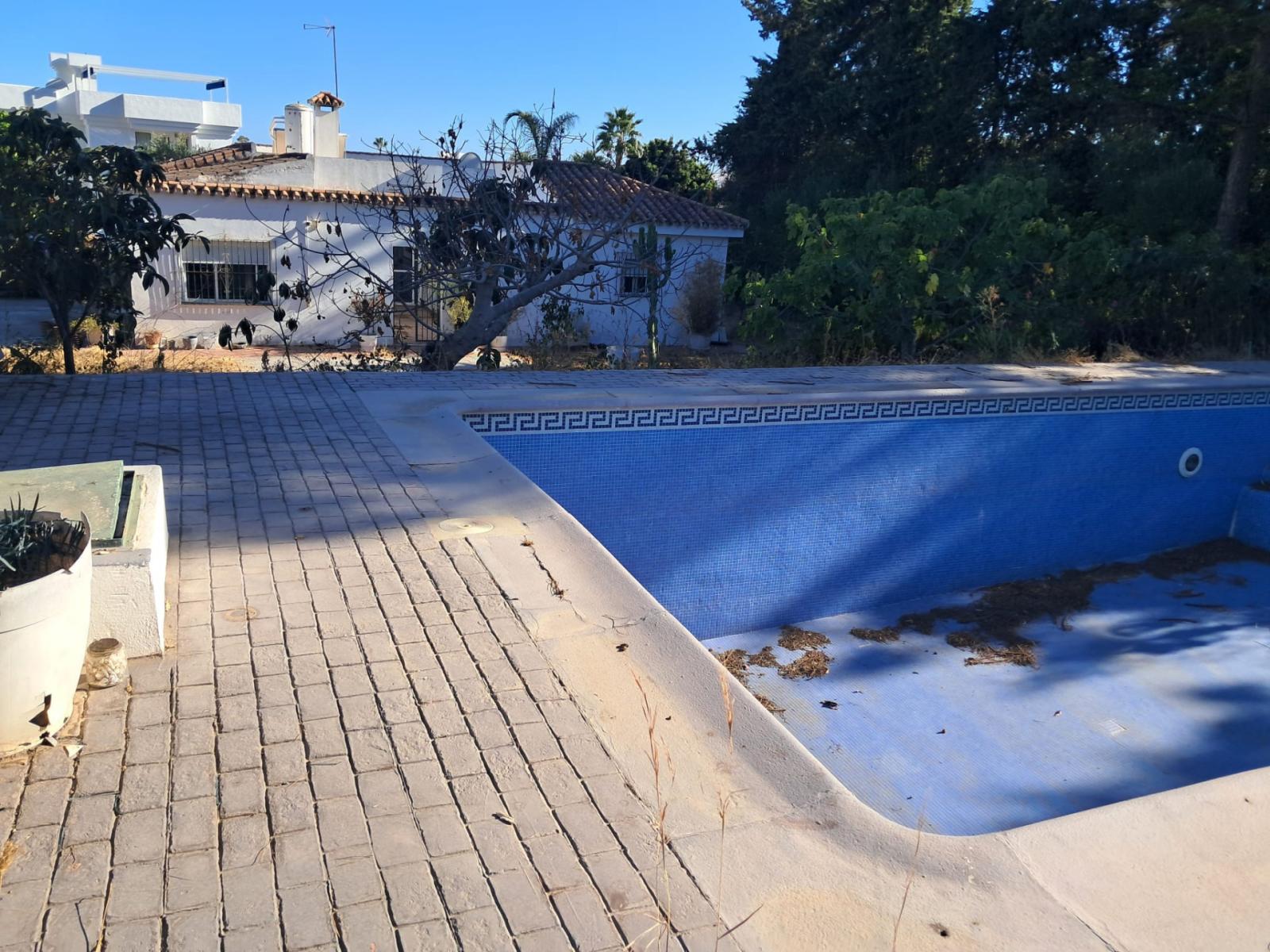 Villa for Sale in Estepona