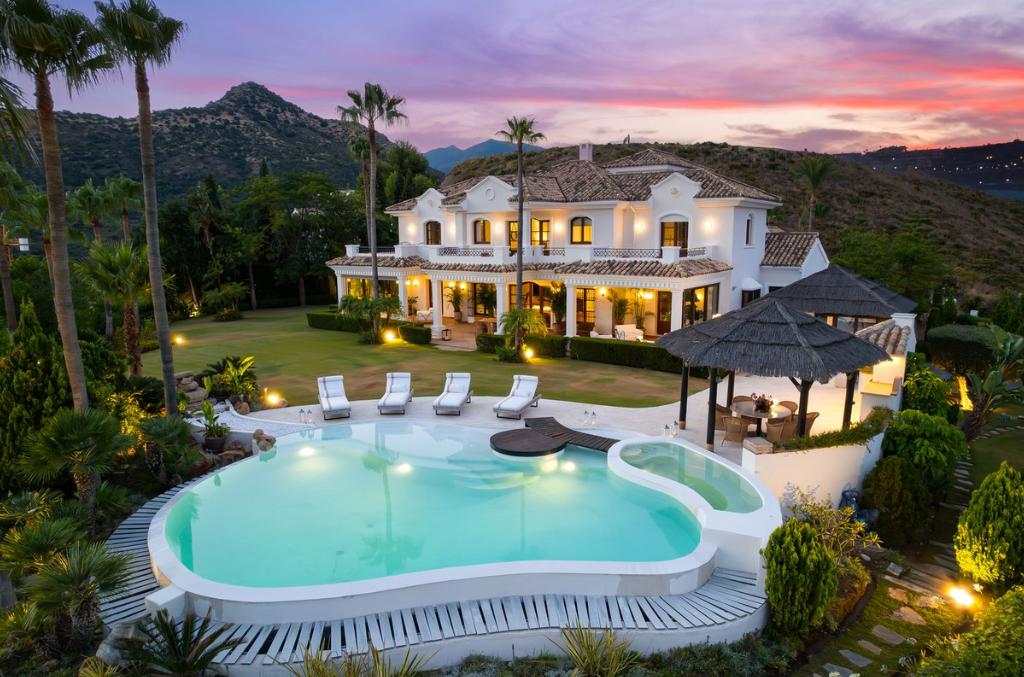 Villa for Sale in Benahavís