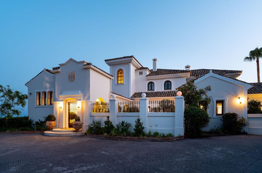 Villa for Sale in Benahavís
