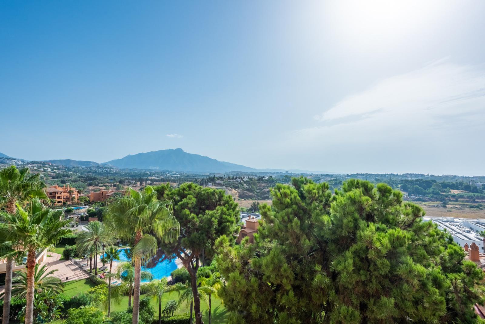 Penthouse for Sale in Benahavís