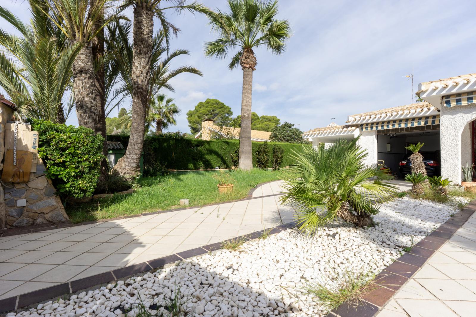 Villa en Venta en Orihuela