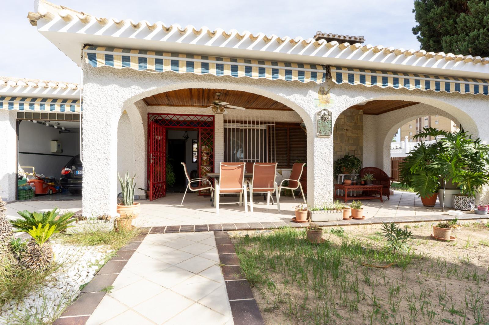 Villa en Venta en Orihuela