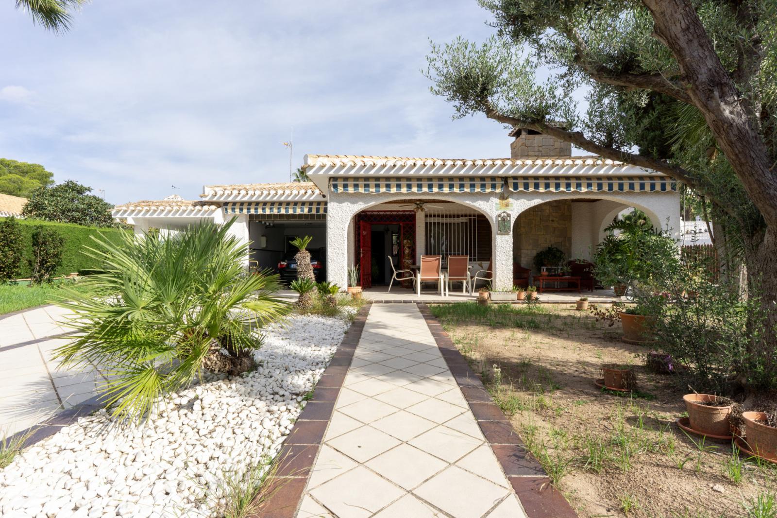 Villa en Venta en Orihuela