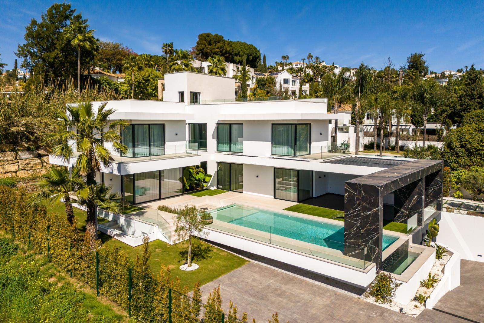 Villa for Sale in Benahavís