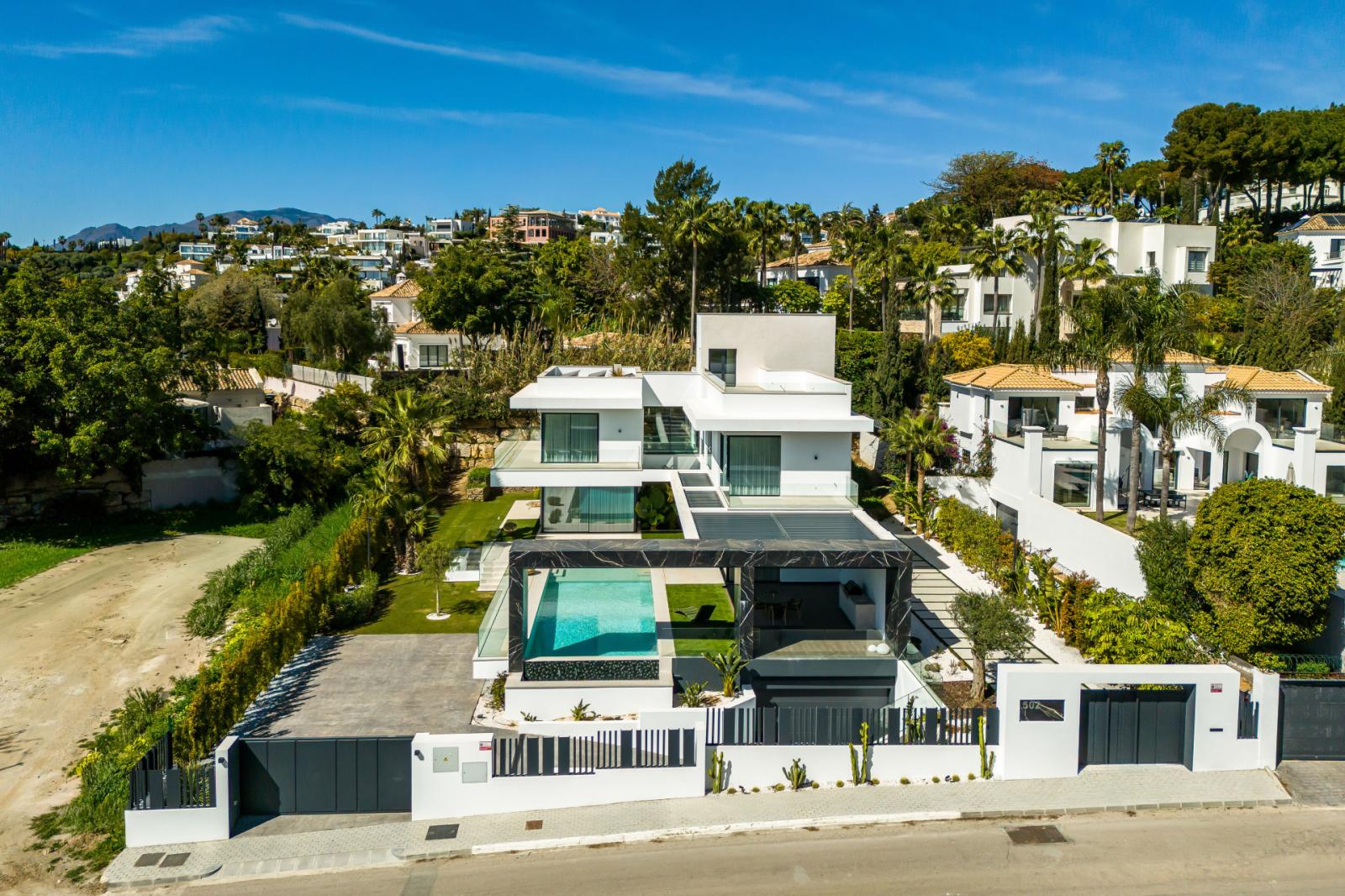 Villa for Sale in Benahavís