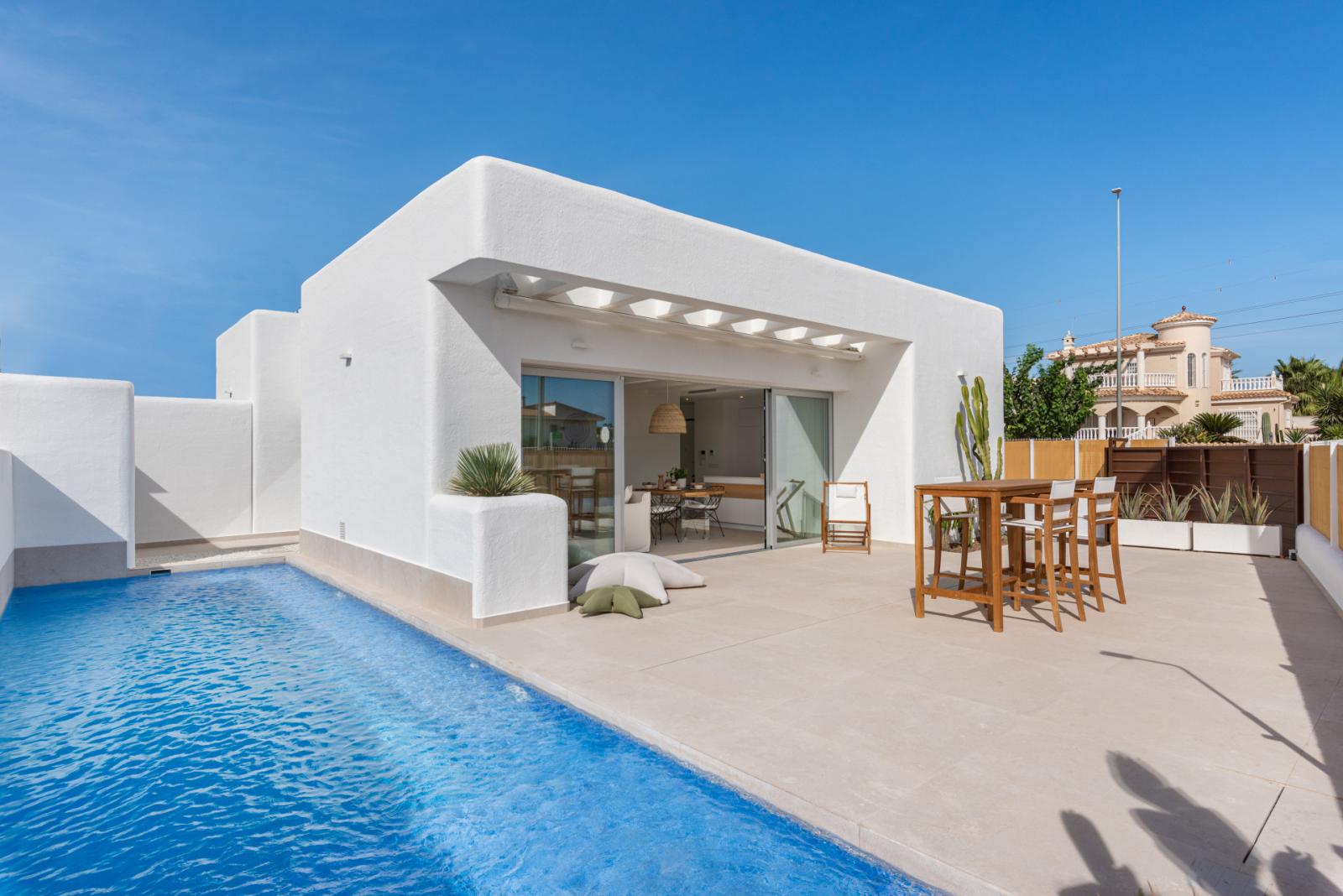 Villa for Sale in Los Alcázares
