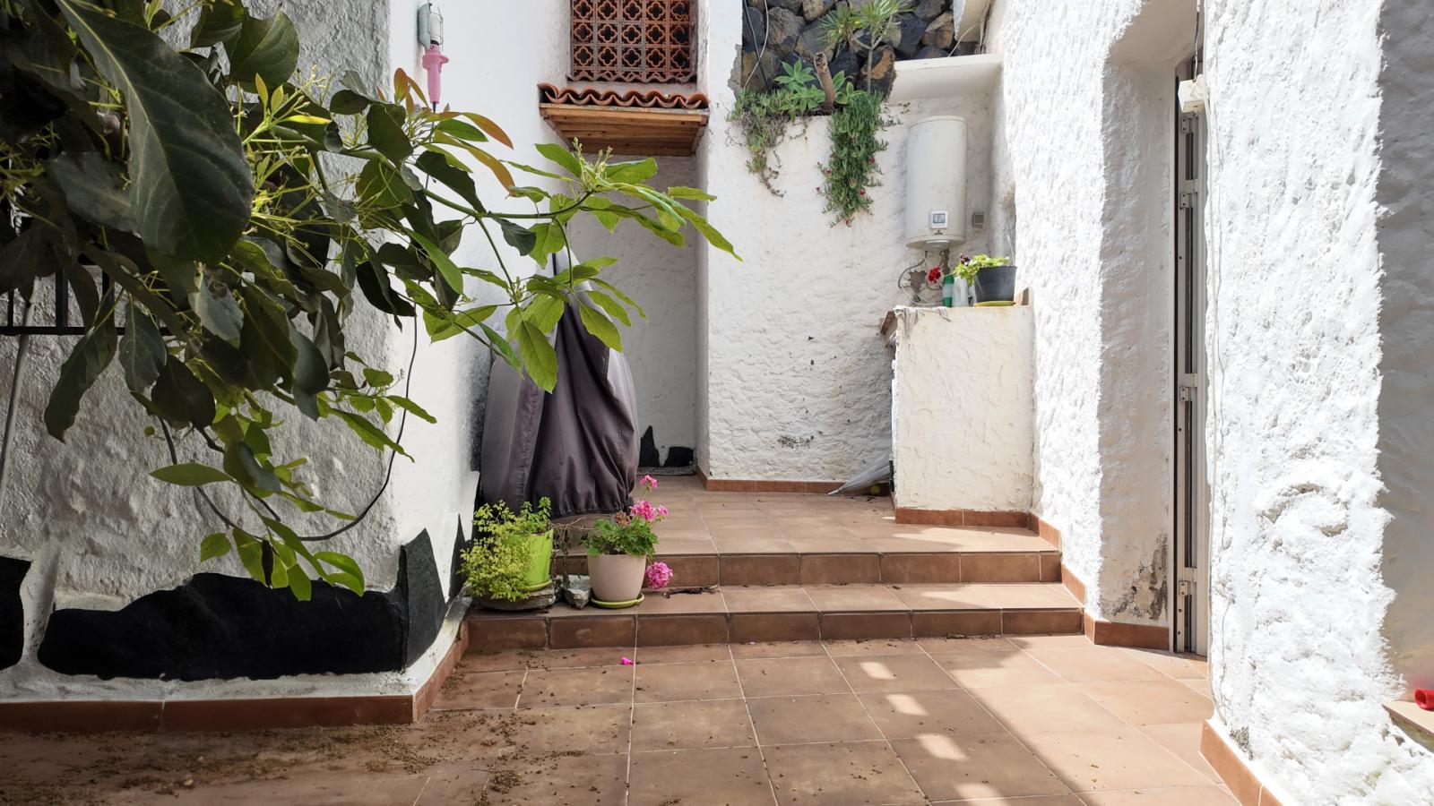 Chalet for Sale in Los Realejos