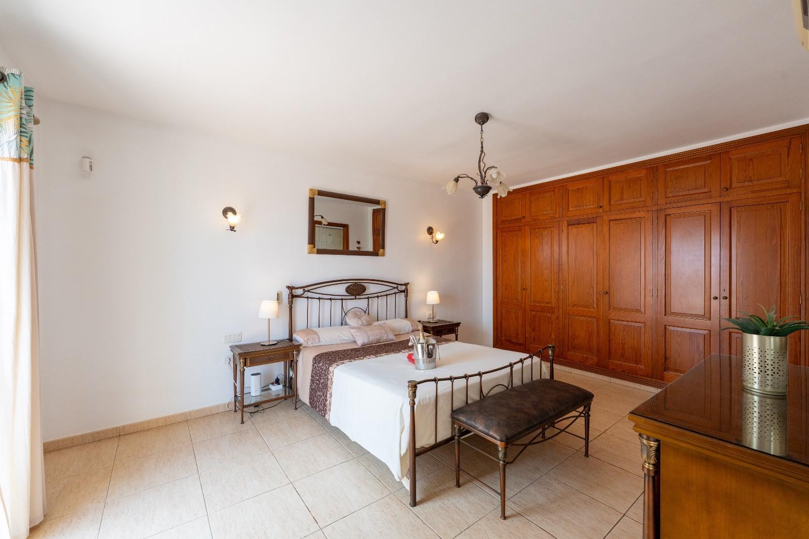 Villa for Sale in San Miguel de Abona