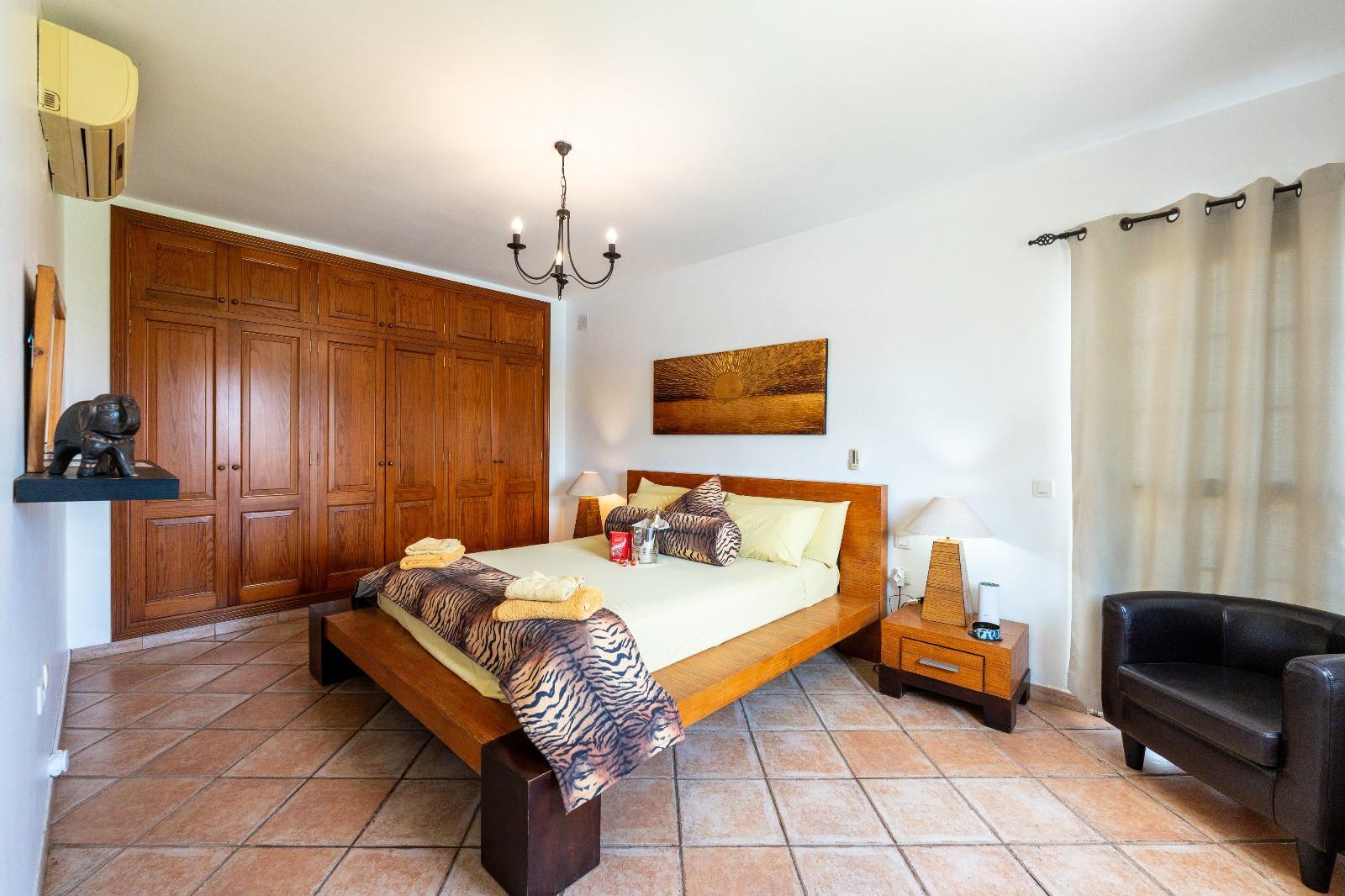 Villa for Sale in San Miguel de Abona