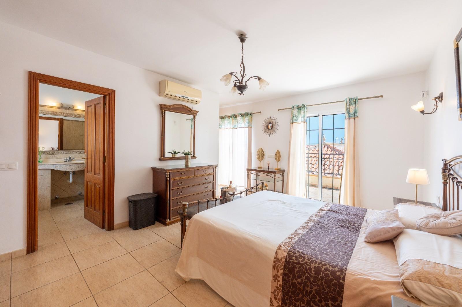 Villa for Sale in San Miguel de Abona